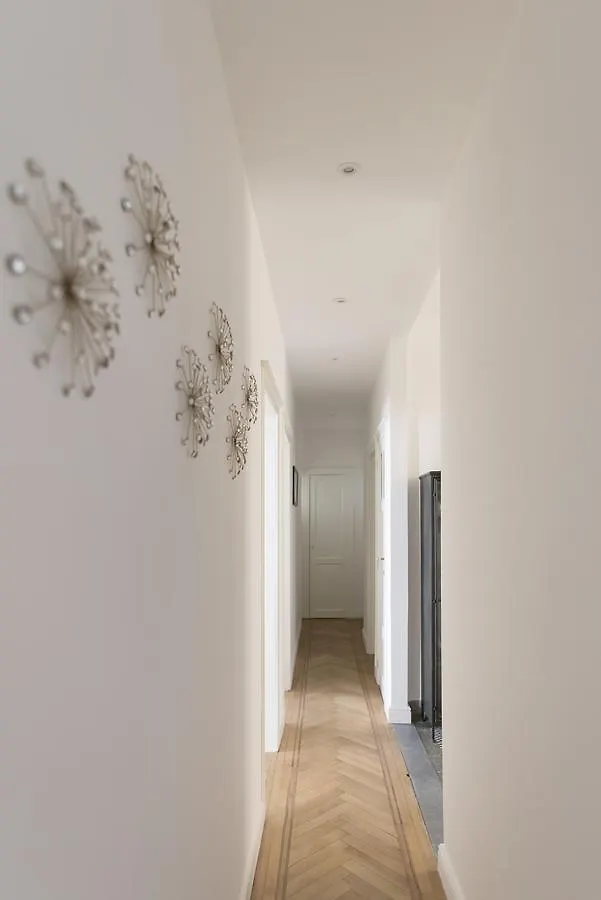 Roaring 20'S Apartment Meir Antwerp